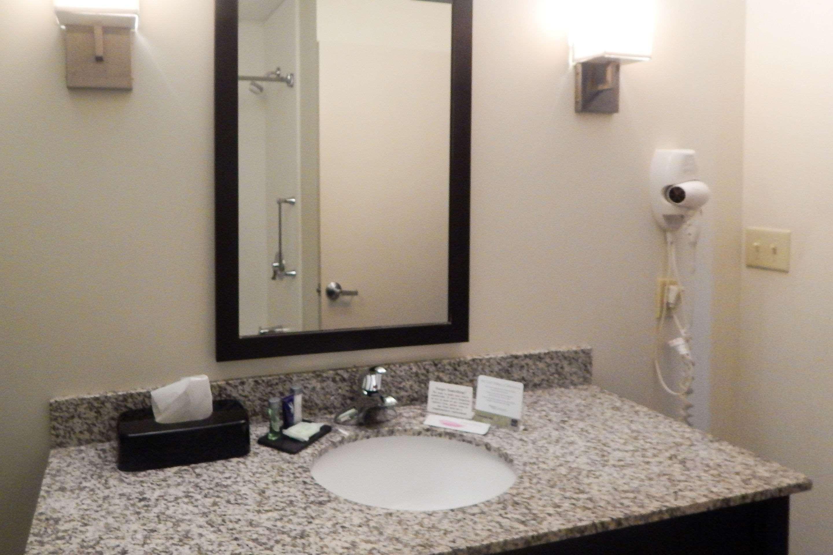 Sleep Inn & Suites Near Liberty Place I-65 Evergreen Eksteriør billede
