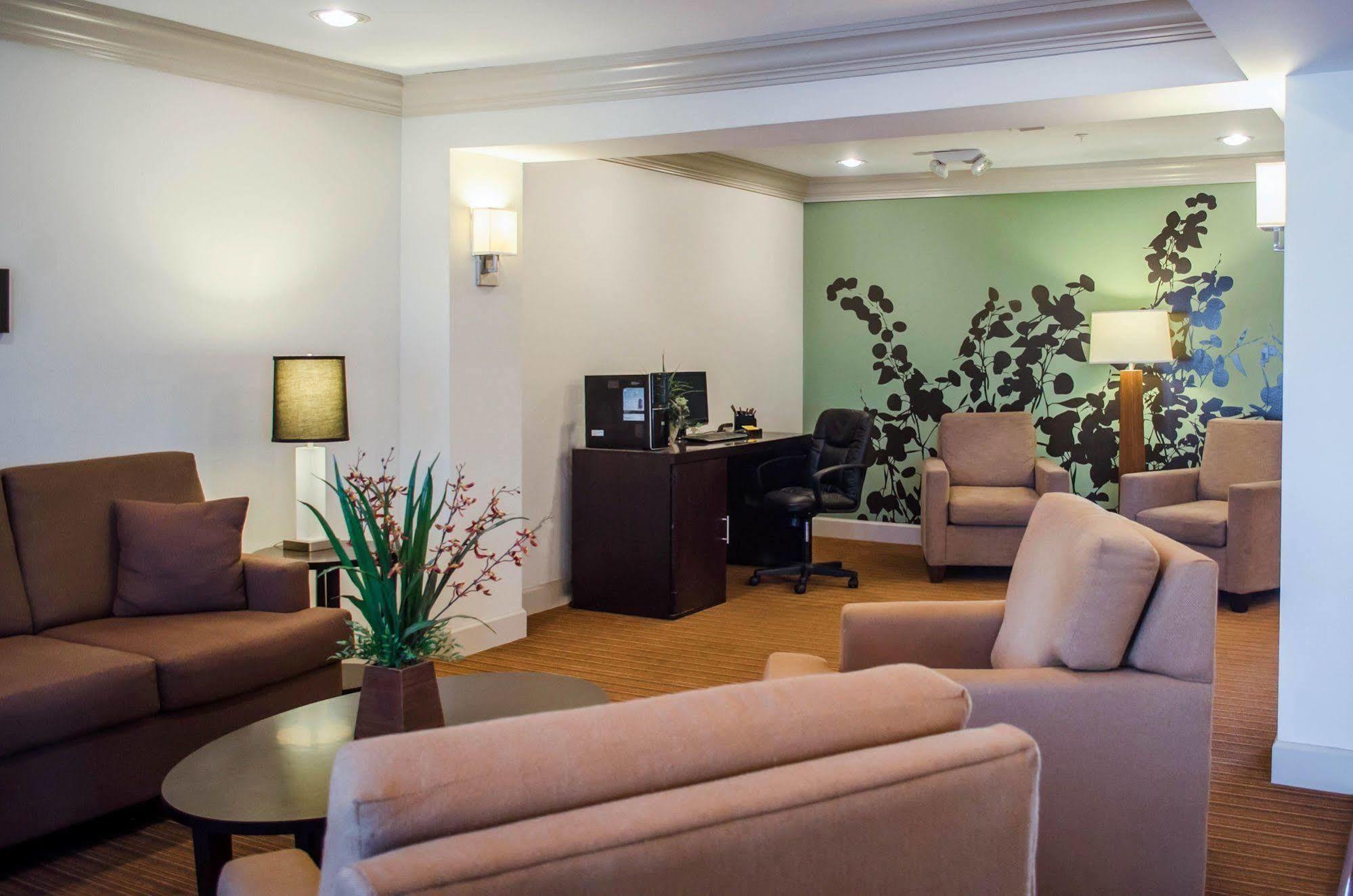Sleep Inn & Suites Near Liberty Place I-65 Evergreen Eksteriør billede